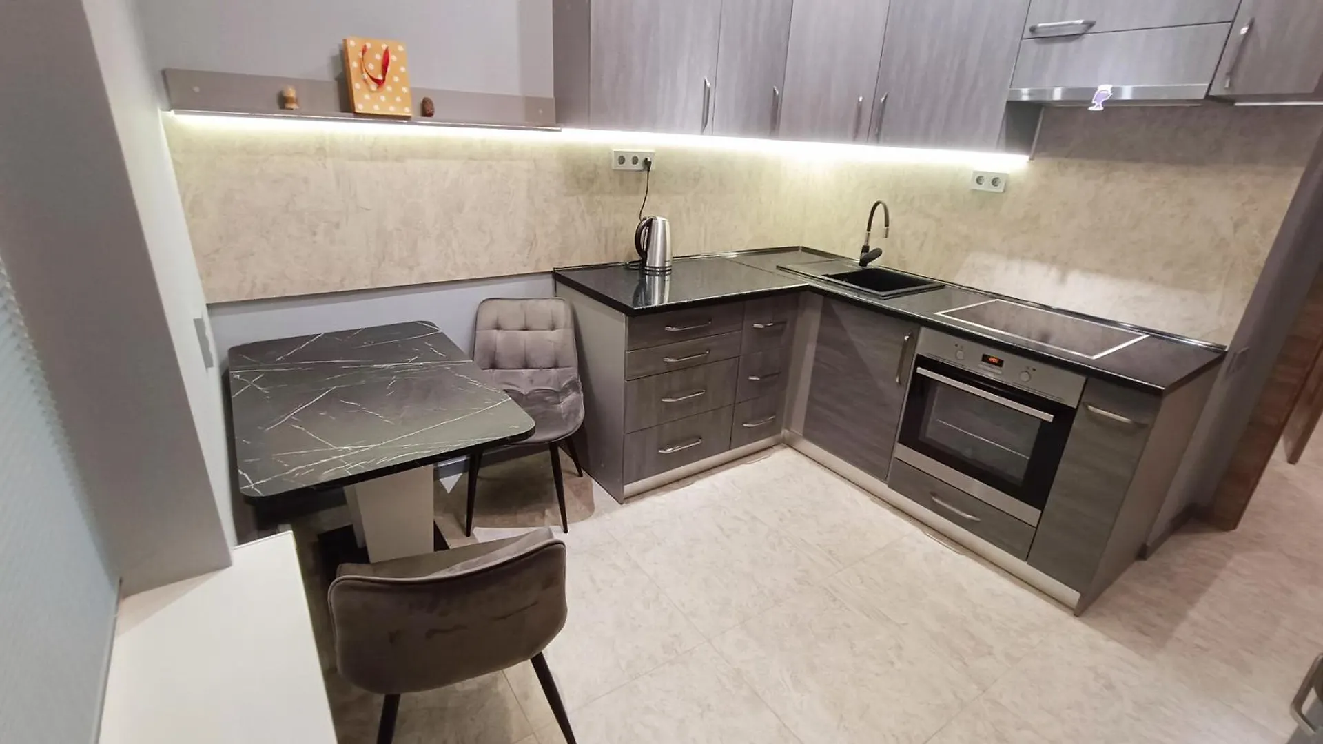 Apartment Homelite Almaty